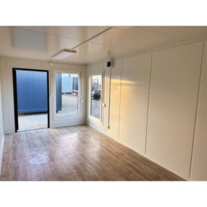 Verkaufspavillon-Container 3×6 m Open Space, Rolläden, 2 Türen, 2 Fenster, sofort lieferbar – Bild 3